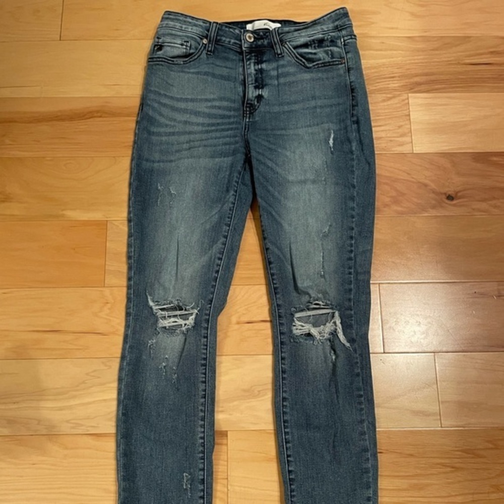 KanCan Distressed Jeans